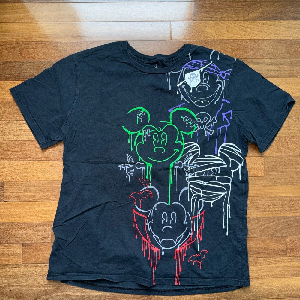 Disney Black Mickey Mouse Halloween T-shirt